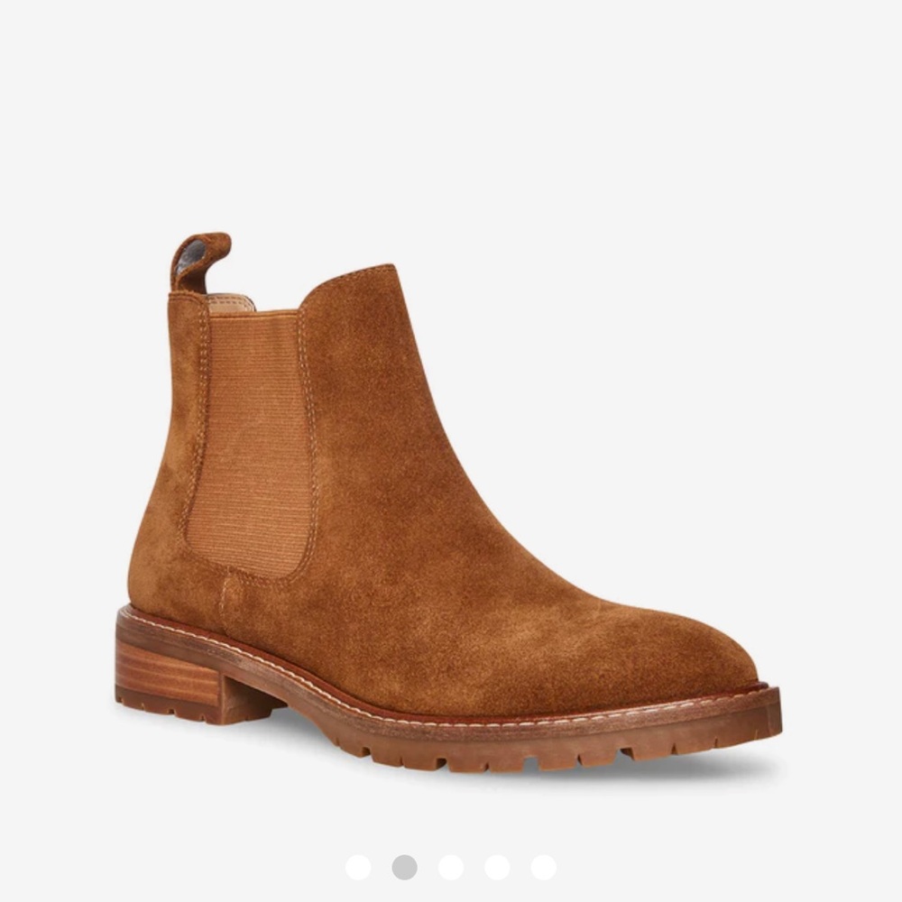 Steve Madden boots never worn!
